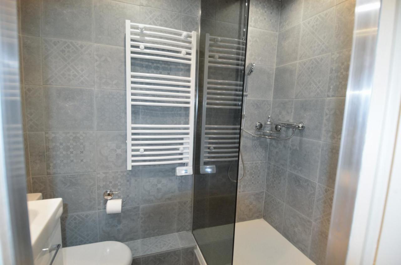 Superbe Appartement 5 Personnes Plein Coeur Centre-Ville Quartier Du Port De Nice Buitenkant foto